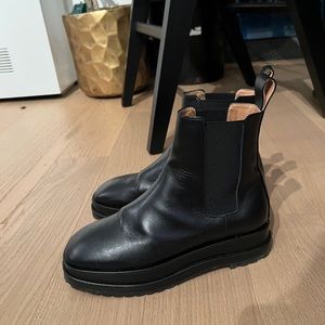 Black platform Reike nen boots